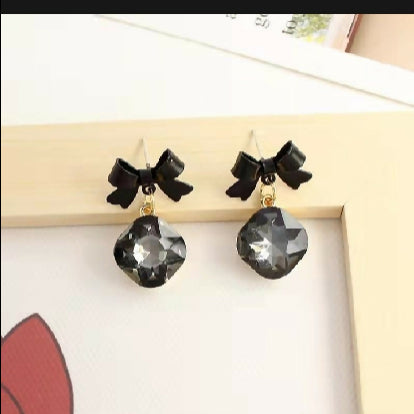 Black stone earring