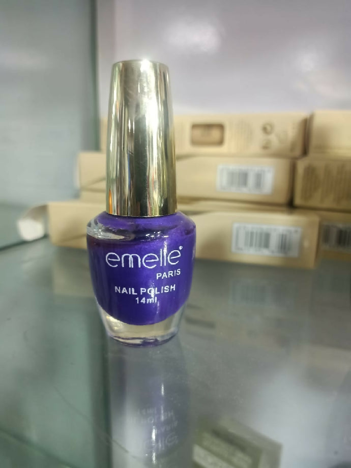 Emelie paris Nail Paint