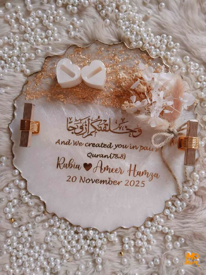 : Engagement Plague with Ring Mold & Flowers ?