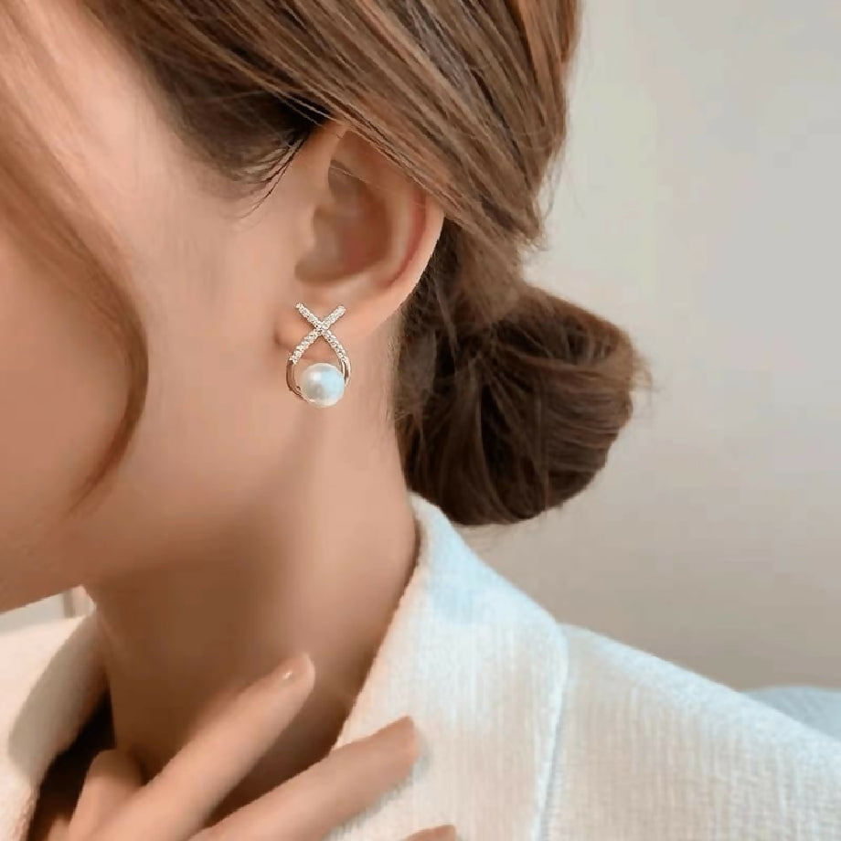 Korean pear studs