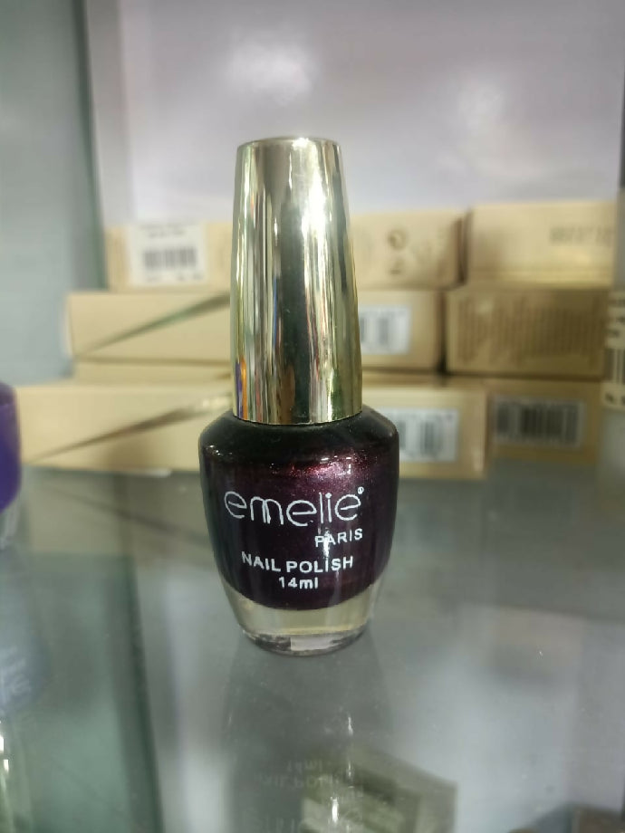 Emelie paris Nail Paint