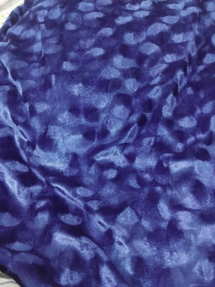 Korean velvet two piece allover design..