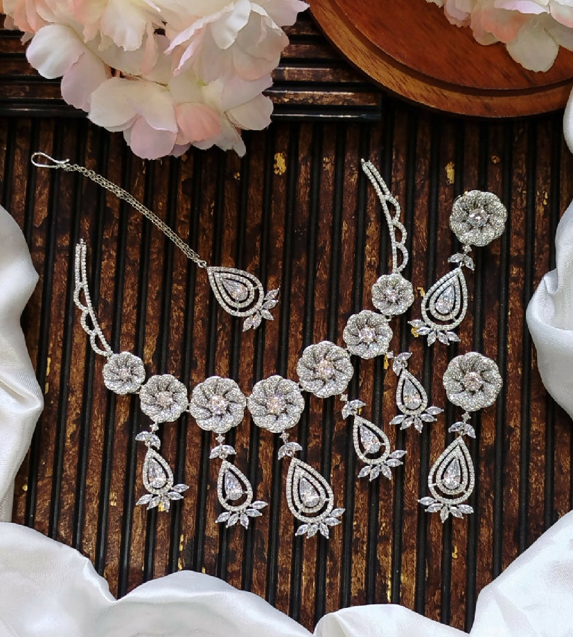 Diamond Floral Necklace Set