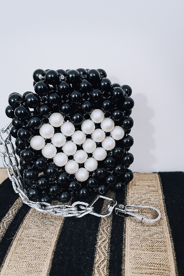 Pearl Heart Airpods Case