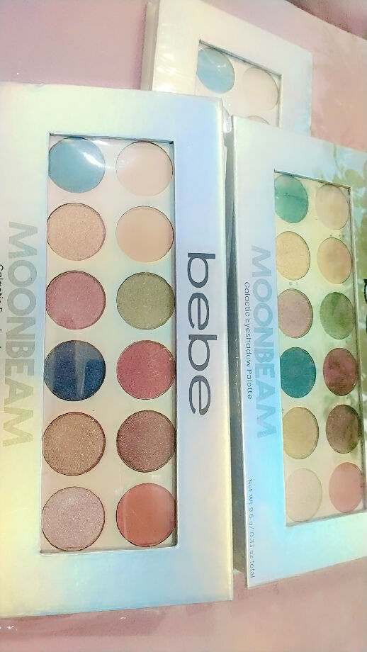 Moonbeam Galactic Eyeshadow palette