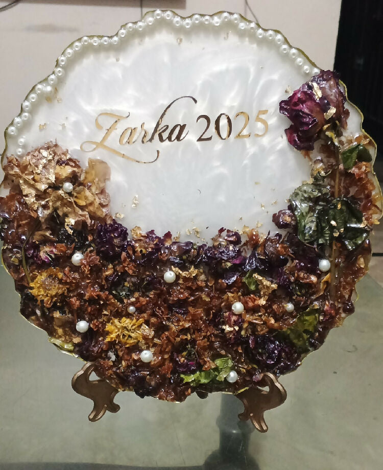 White elegance floral tray