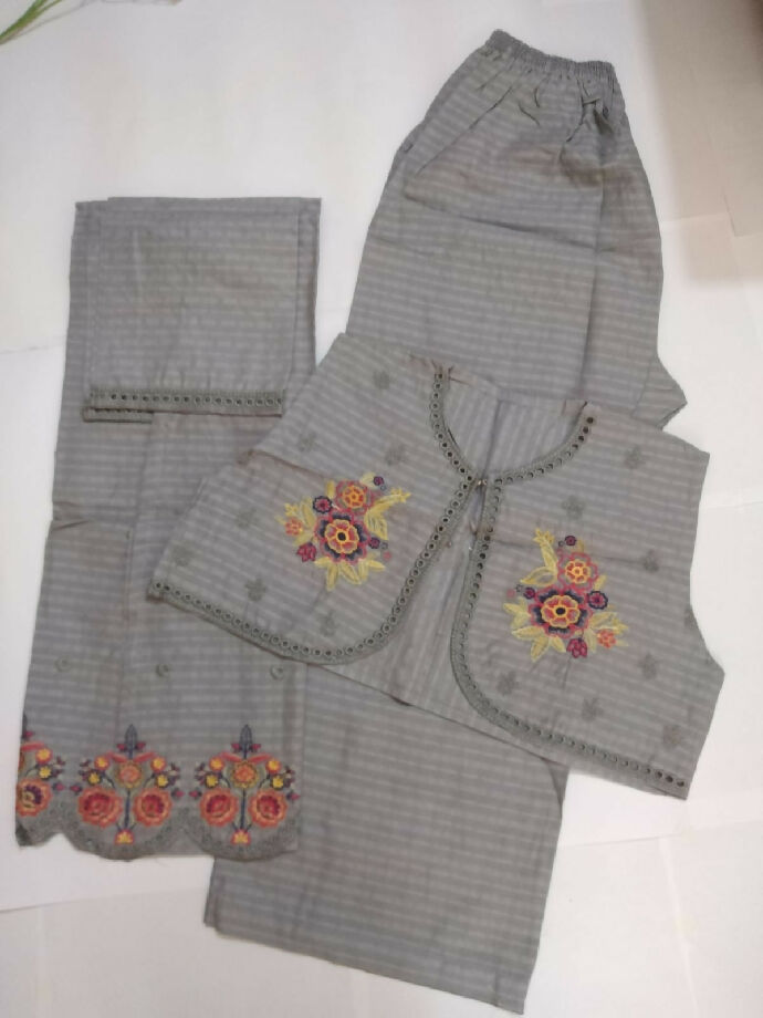 WhatsApp Image 2025-08-21 at 14.41.29