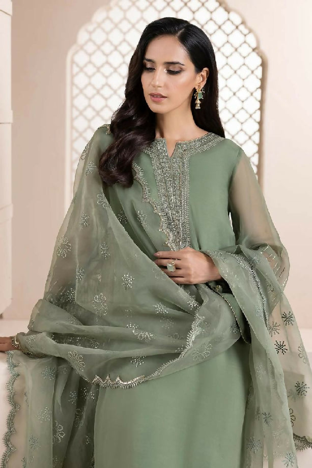 Organza suit with silk trouser