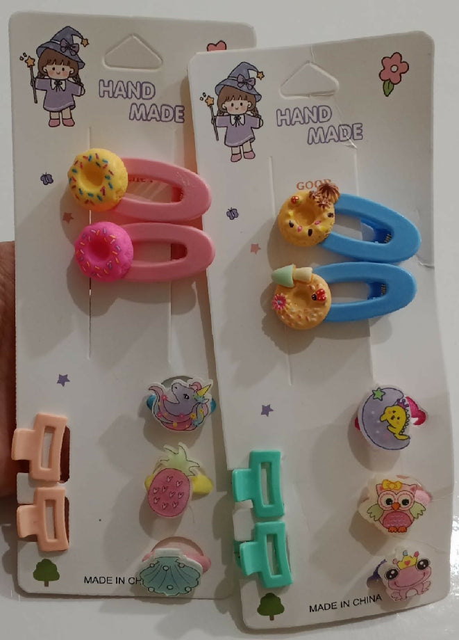 All in one 2 donut pins, 3 cute ponies,2 mini clips
