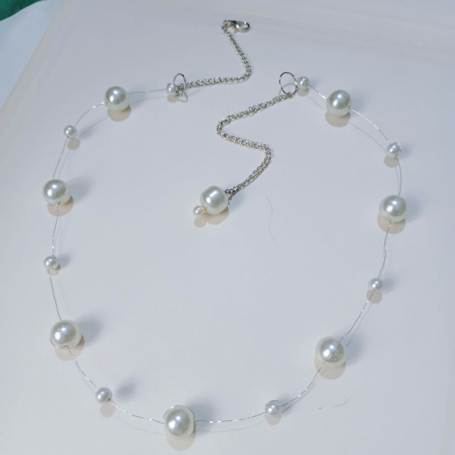 Handmade pearl necklace
