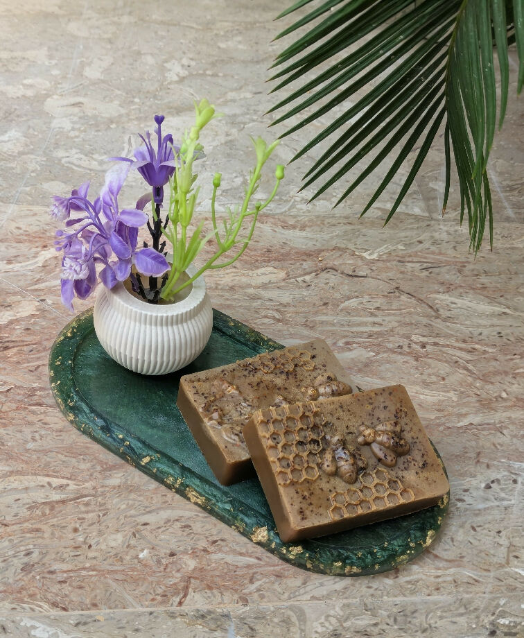 Coffee and honey whitening hand made soap