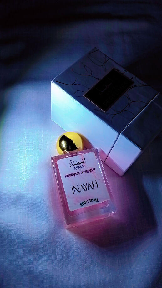 INAYAH perfume