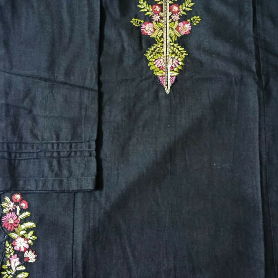 2PC Khaddar Stitched Embroidered Set - Elegant Floral Design