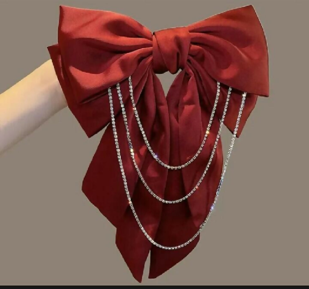 Silk sattan Chain bow pin