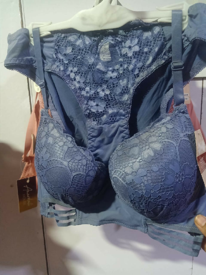 Bridal paded Bra's pair ,elegant clrs available soft n comfortable