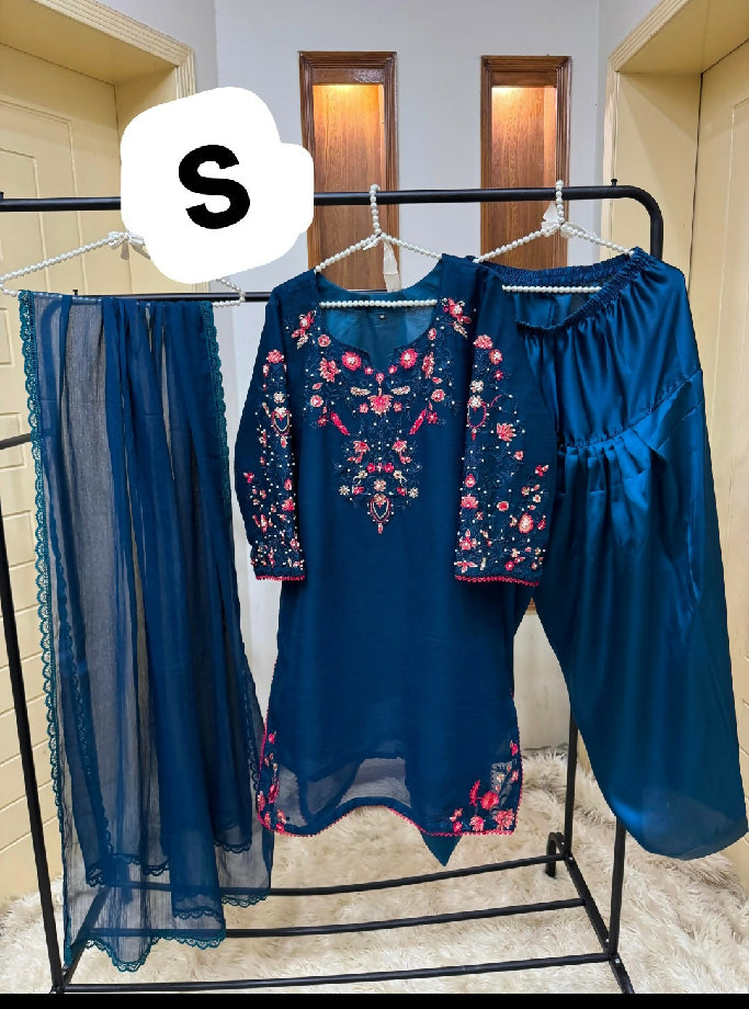 Ready to wear chiffon dress