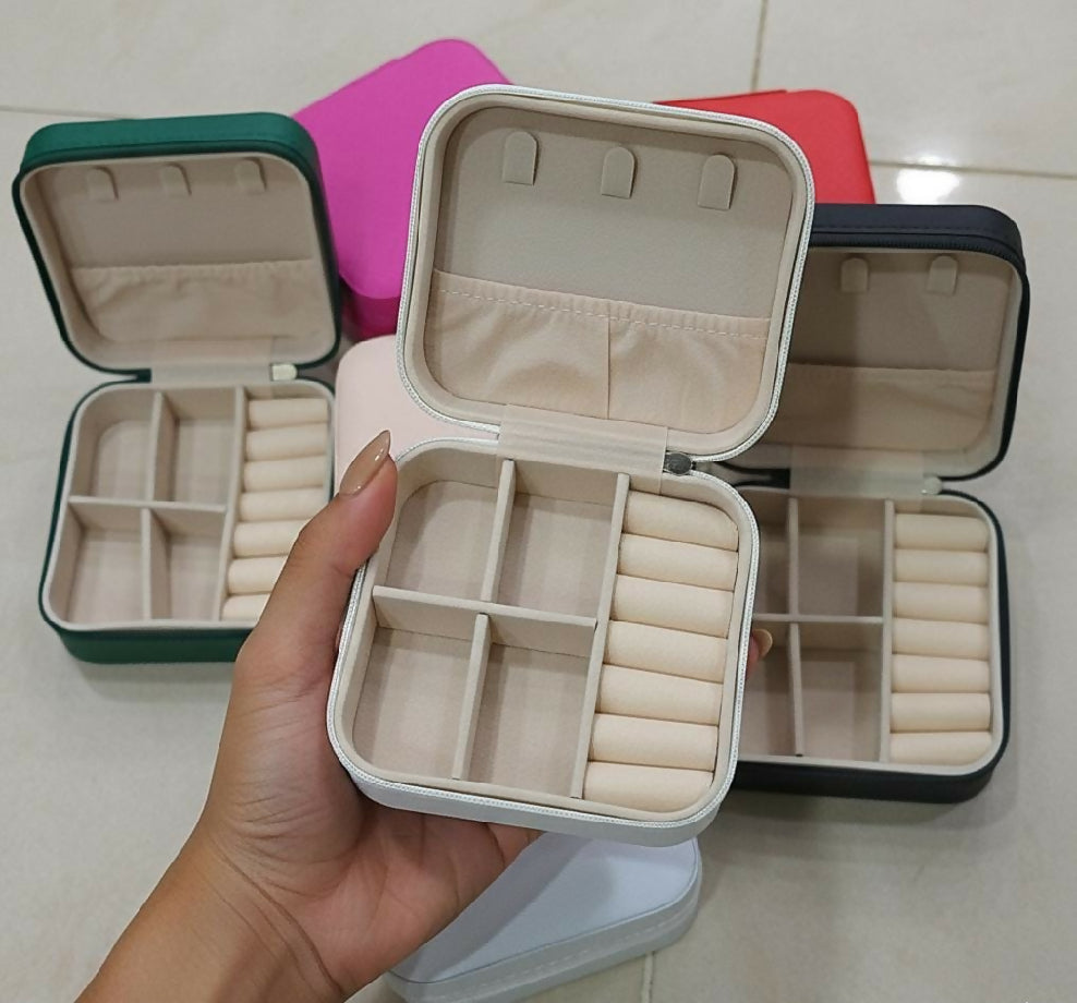 Jewellery box organiser