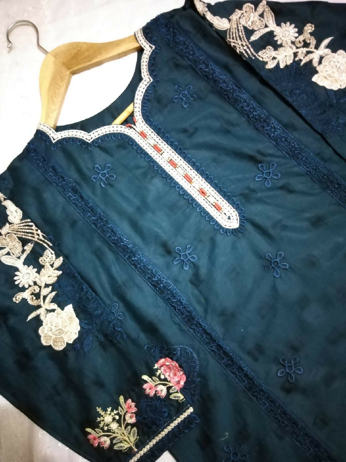 WhatsApp Image 2025-08-31 at 14.25.26 (1)