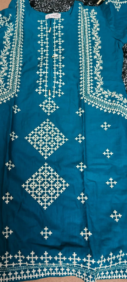 Elegant 2-Piece Stitched Khaddar Set with Intricate White Embroidery