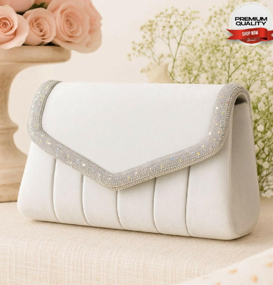 ? FANCY CLUTCH ? SIZE : 6" by 8" ✨ Stylish & Unique ✨*SIDE CROSS BODY* ✨ Supreme High Quality ✨ With Long Chain ✨ 1 Inside Pocket