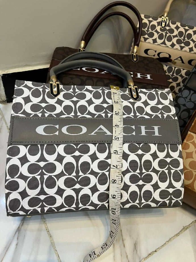 COACH MEDIUM HAND BAGS