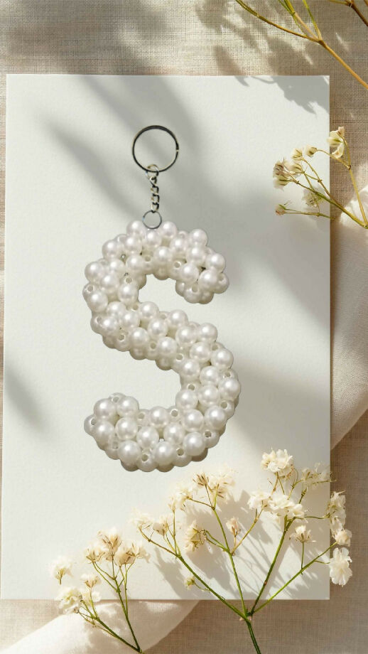 A–Z Pearl Beaded Alphabet Keychain / Bag Hanging
