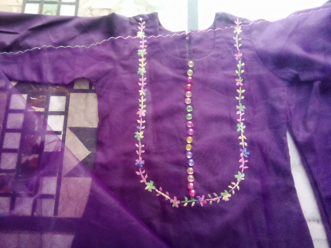 hand embroidery dress