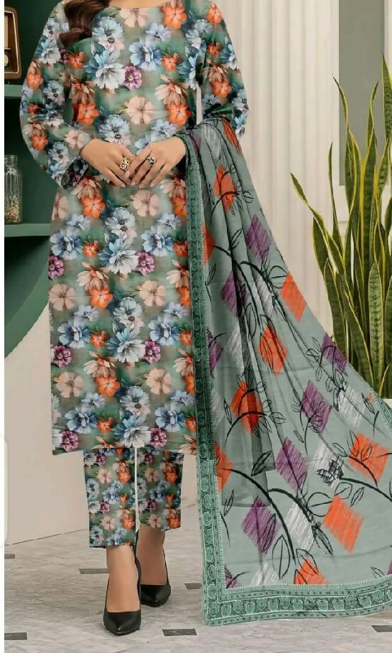 Ladies dress/winter collection