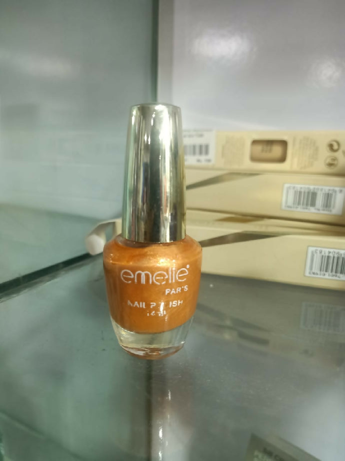 Emelie paris Nail Paint