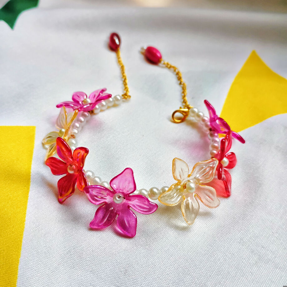 Handmade pearl & flowers breslate