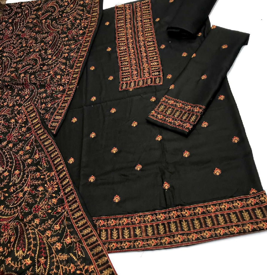 Bareeze Embroidered winter collection