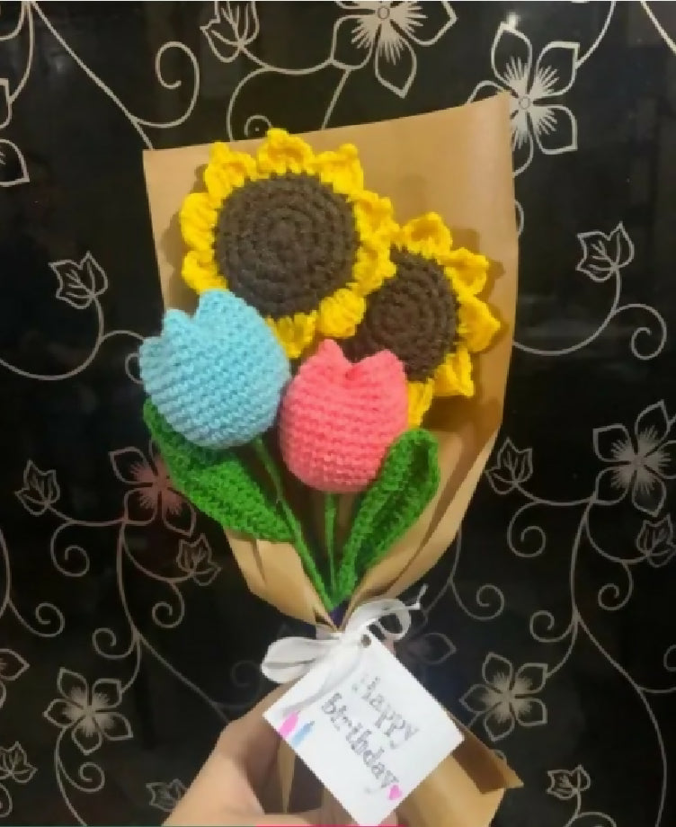 Handmade crochet flowers bouquet