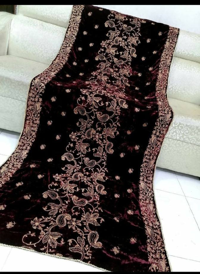 Velvet shawl