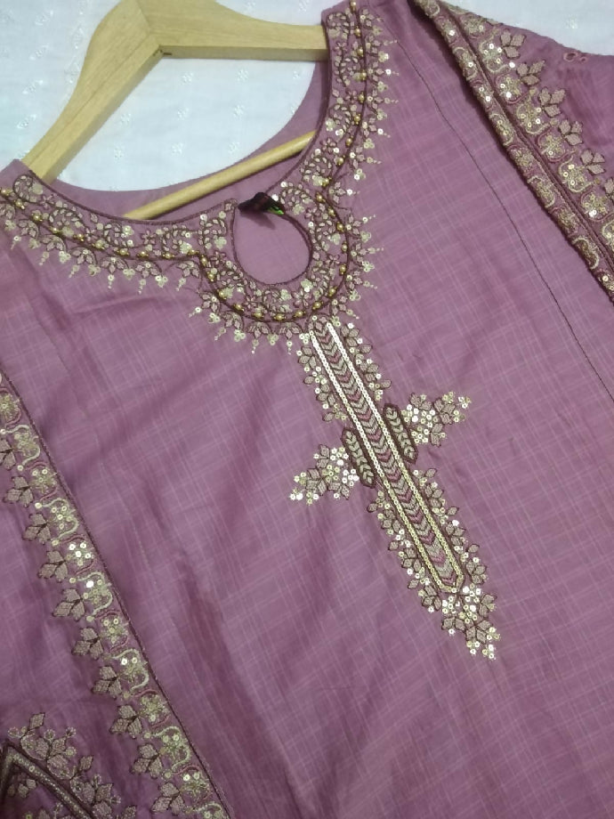 WhatsApp Image 2025-08-30 at 00.25.48 (1)