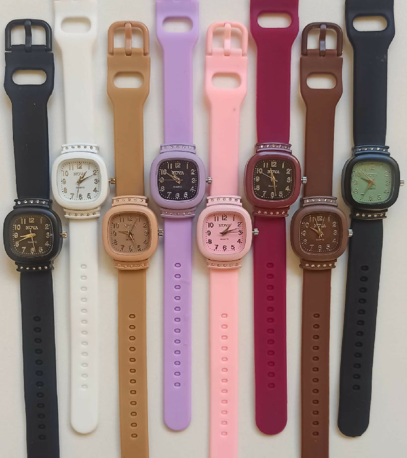 Woman strap watch