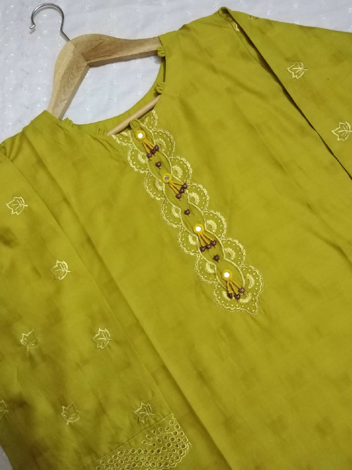 WhatsApp Image 2025-08-31 at 23.02.35