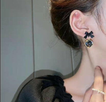 Black stone earring