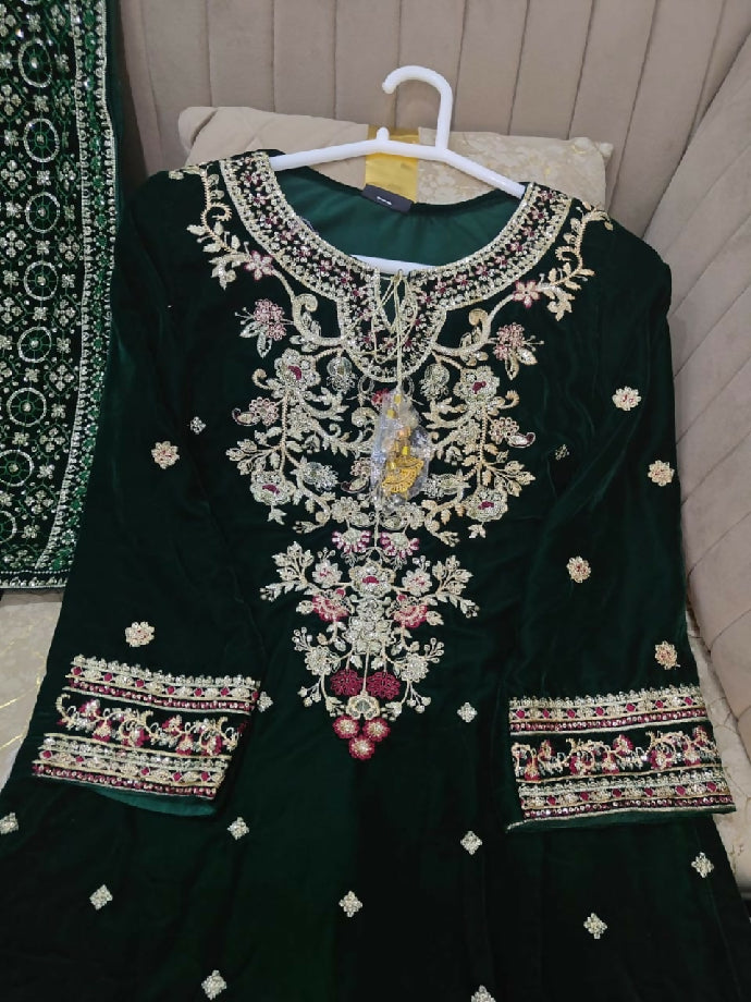 Embroidered velvet shirt plazo with shawl