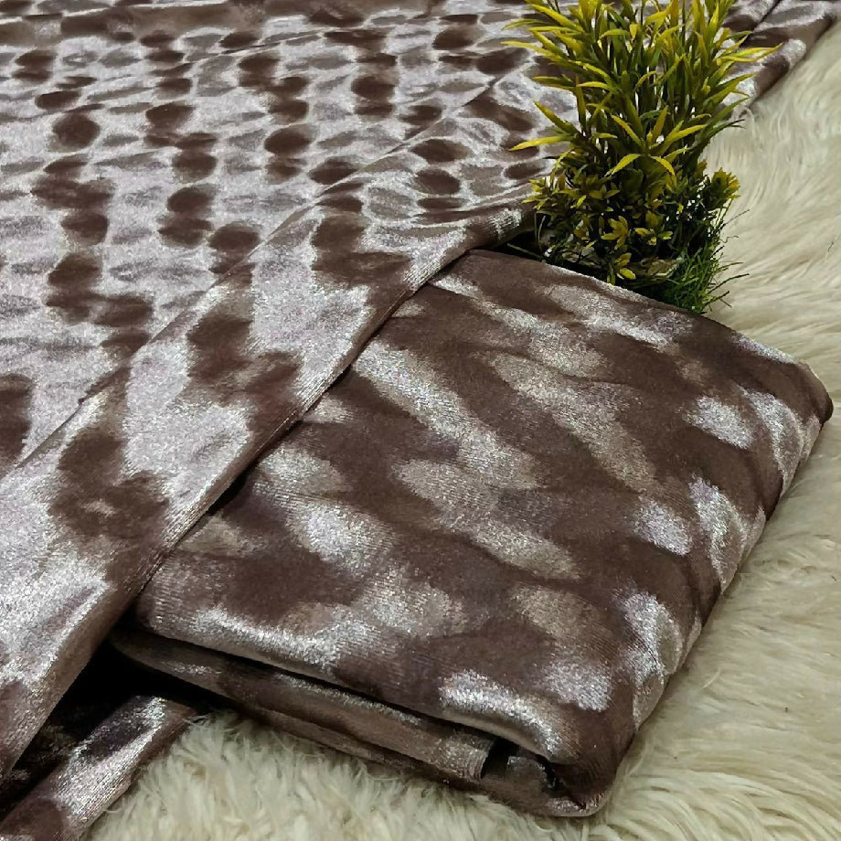 Velvet collection with brosha