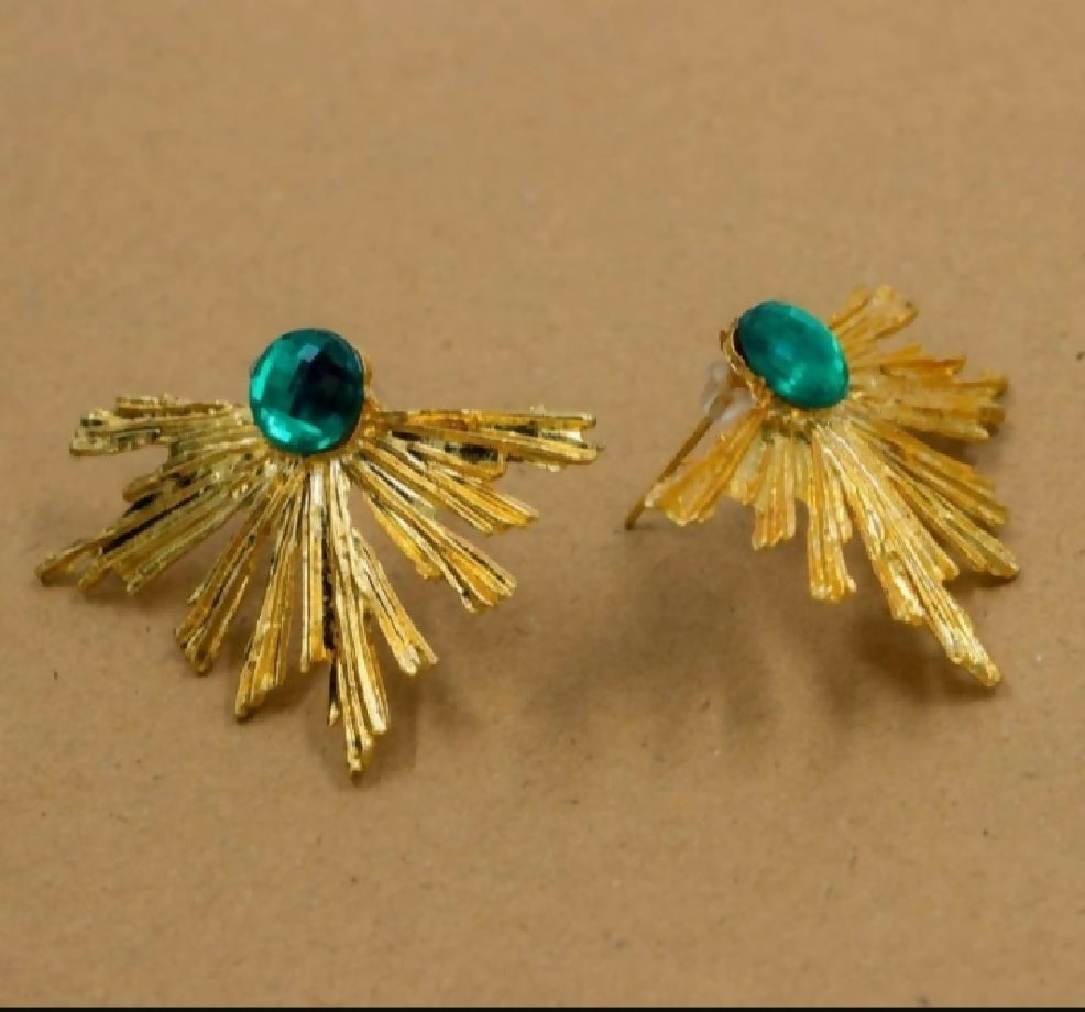 Half leaf desighned gold plated green stone studds