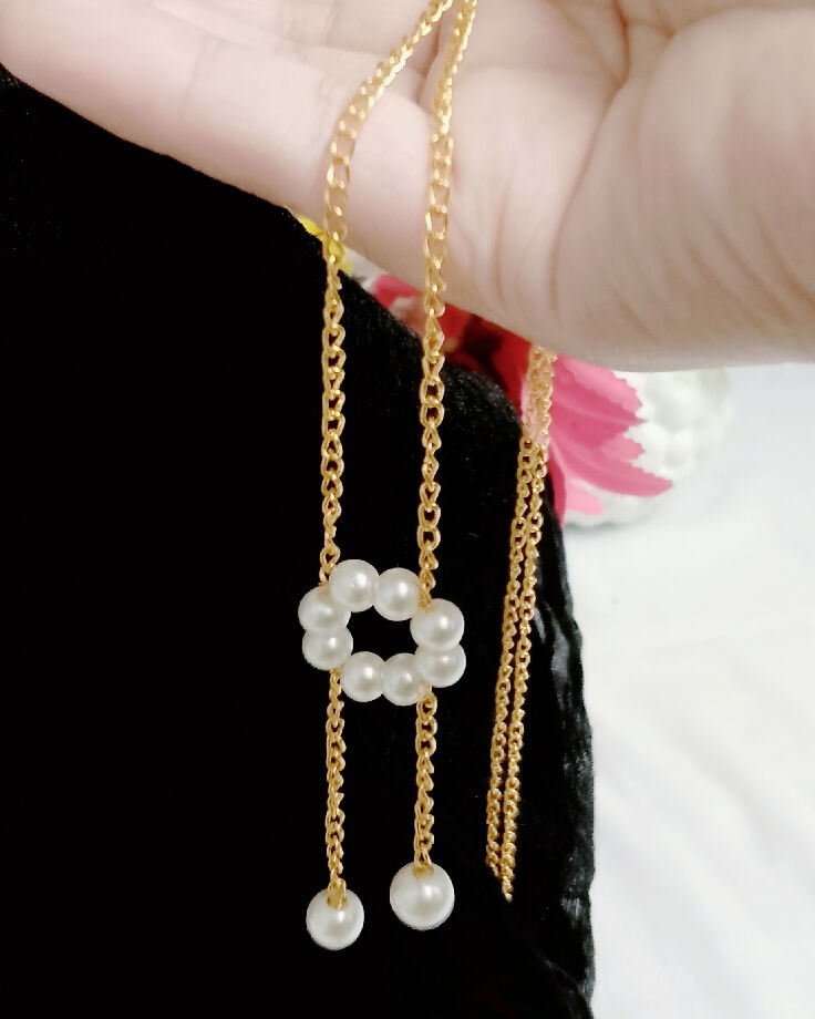 Handmade pearl necklace