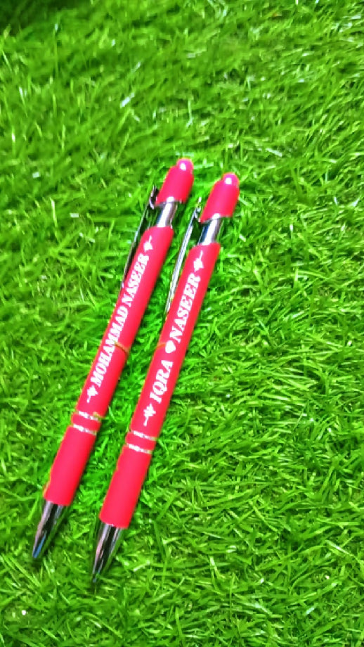 Matal pen with wood box