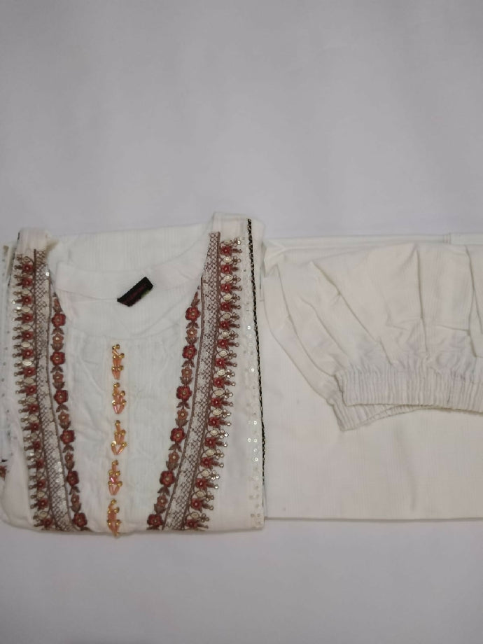 WhatsApp Image 2025-08-23 at 20.11.04