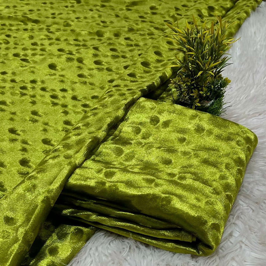 Velvet collection with brosha