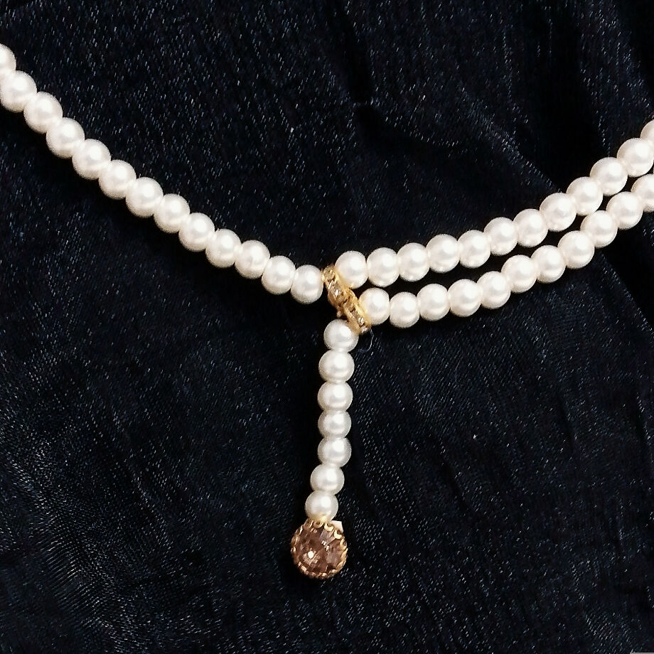 Handmade pearl necklace