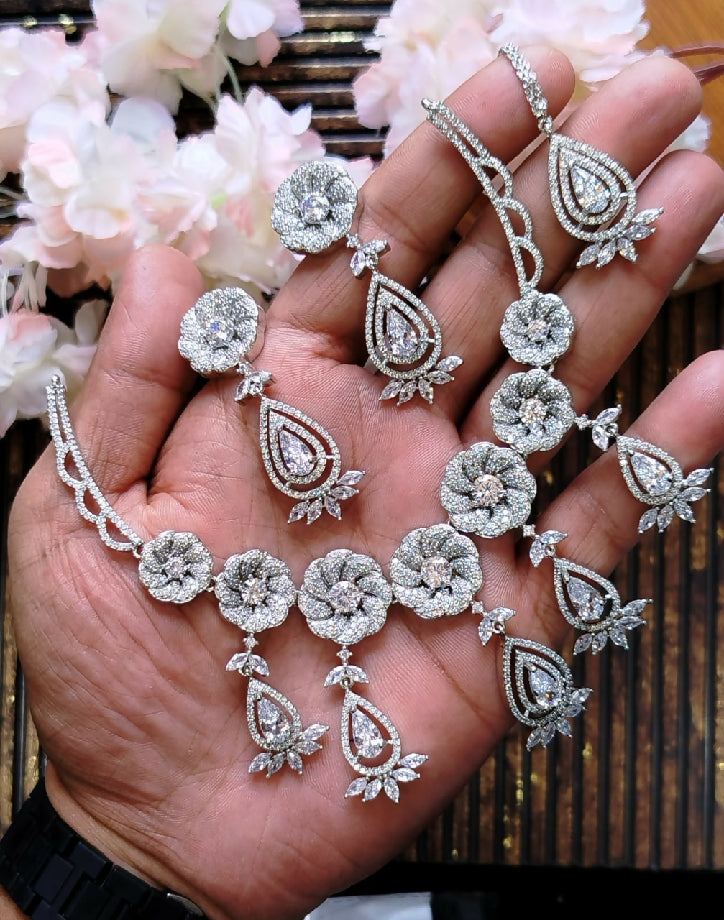 Diamond Floral Necklace Set
