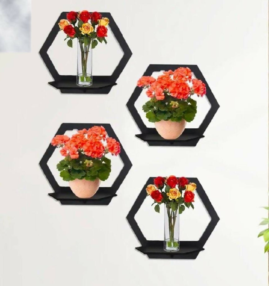 Wall Decoration built in small rack