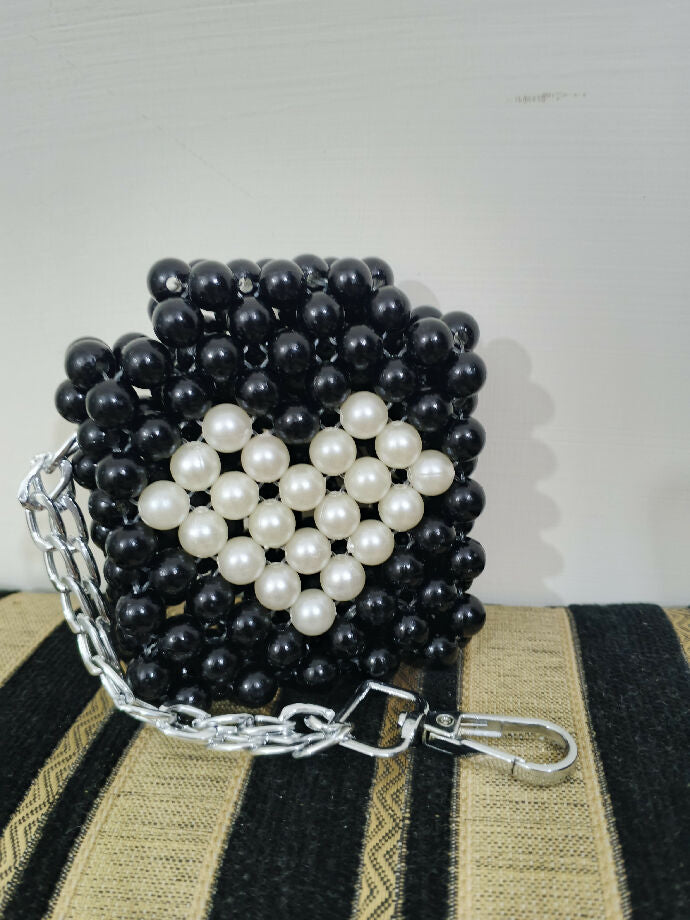 Pearl Heart Airpods Case