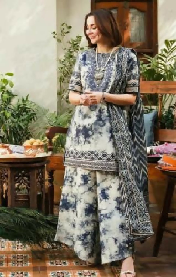 Baroque karandi 3 piece printed suit