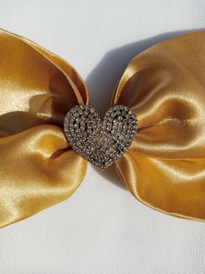 Heart on Bow